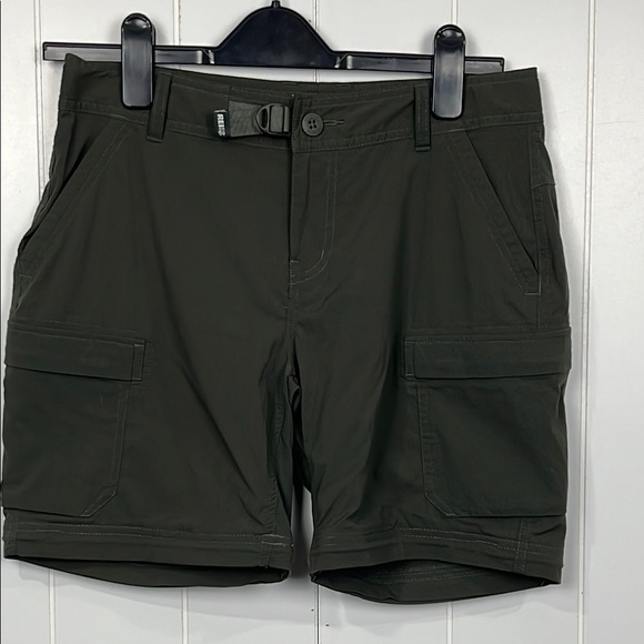 REI Pants - REI Womens Shorts 4P Army Green Zip/Button Fly Zip Pkts Nylon Pant Legs Missing